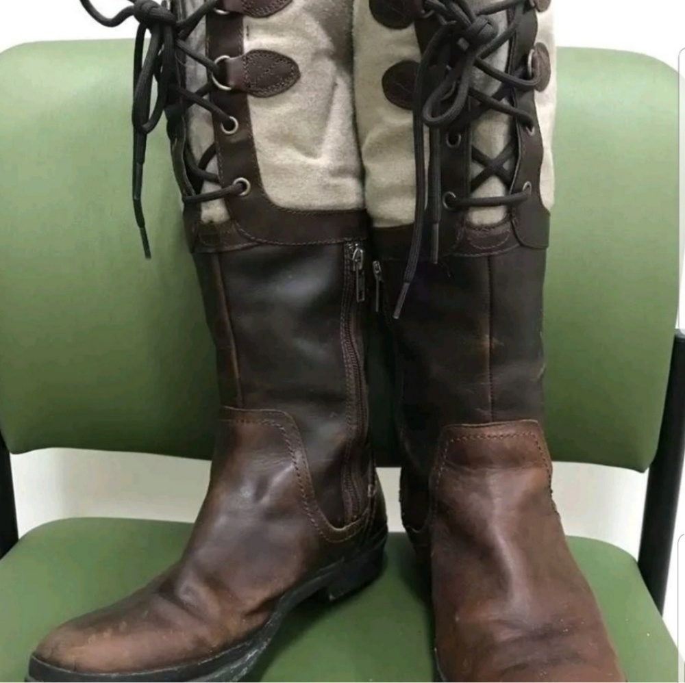 UGG Elsa waterproof boots